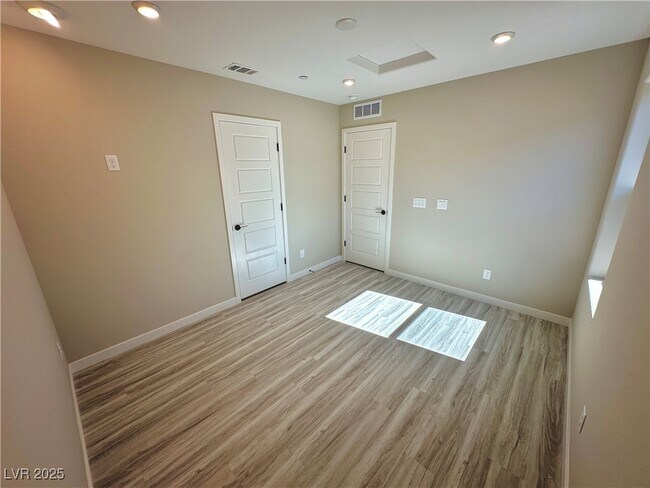 Building Photo - 9689 S Conquistador St