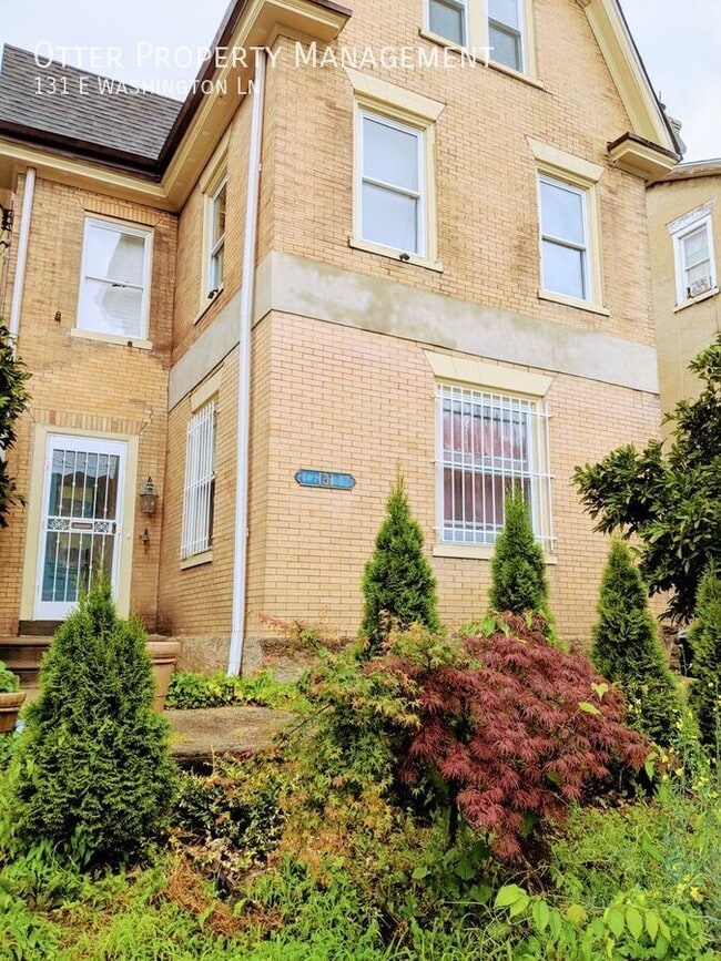 Building Photo - 131 E Washington Ln