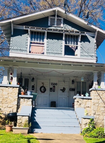 Primary Photo - 1500 12th St S