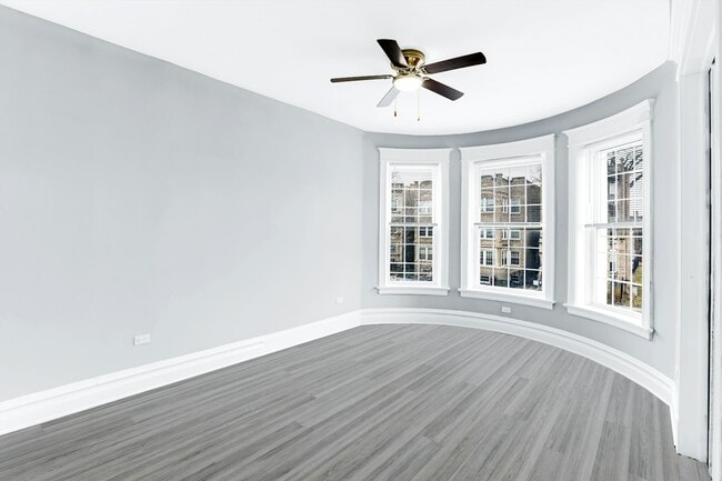 Building Photo - 5341 S Indiana Ave