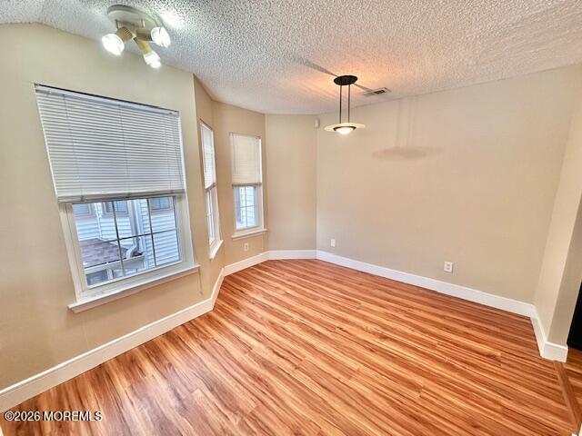 Building Photo - 211 Sunshine Ct