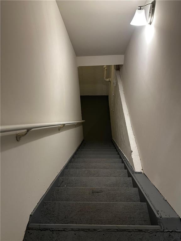 Building Photo - 1225 Elowen Dr