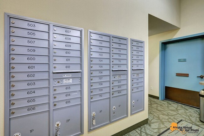 Building Photo - 1200 I St