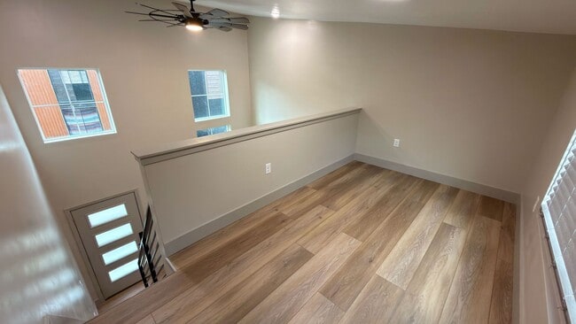 Building Photo - 620 Jefferson Ave
