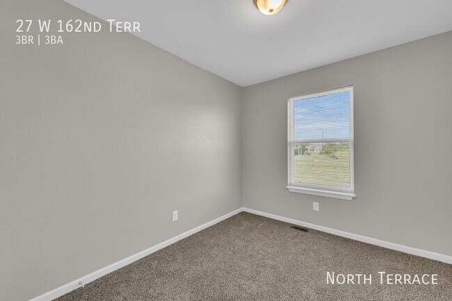 Building Photo - Roomy 3BR Townhouse in Belton w/ Attached ...