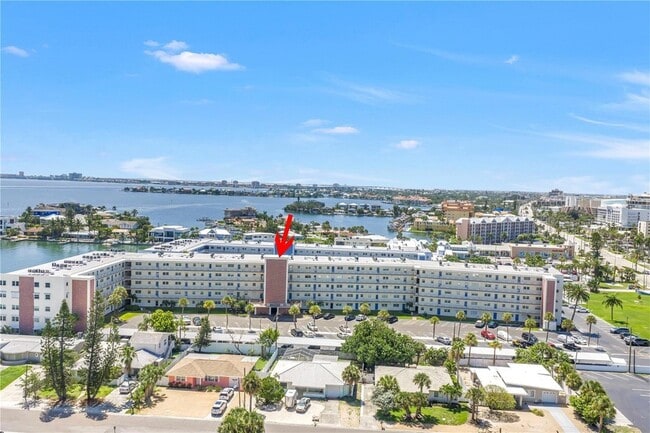 Building Photo - 5575 Gulf Blvd