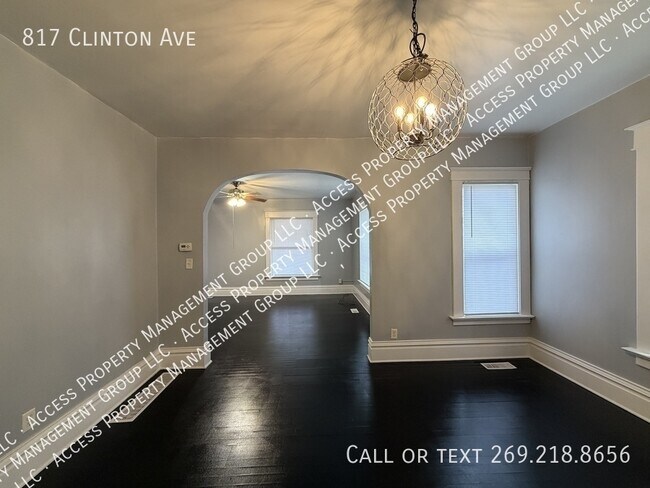 Building Photo - 817 Clinton Ave