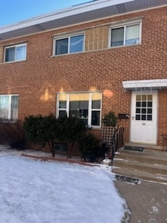 Building Photo - 32 N Albert St