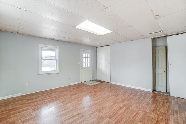 Building Photo - 29 N Main St