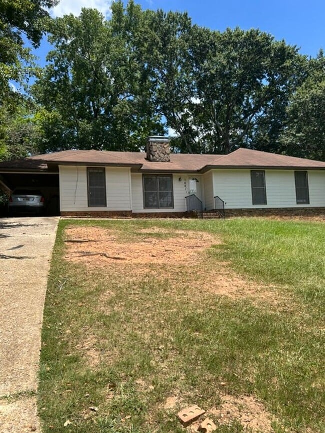 Building Photo - 1441 Autumnridge Dr