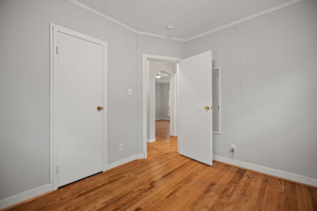 Building Photo - 908 N 38th St