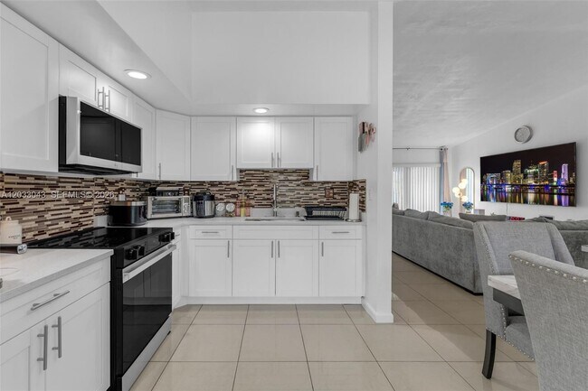 Building Photo - 11506 SW 124 PL