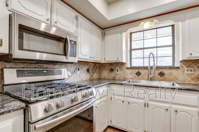 Building Photo - 13308 Marsh Ln