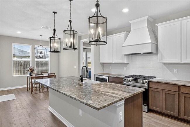 Building Photo - 2605 Lannister Ln