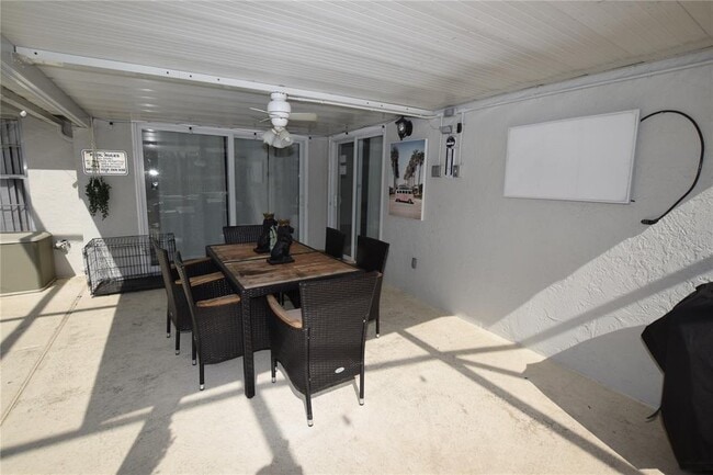 Building Photo - 7748 Indian Ridge Trail S