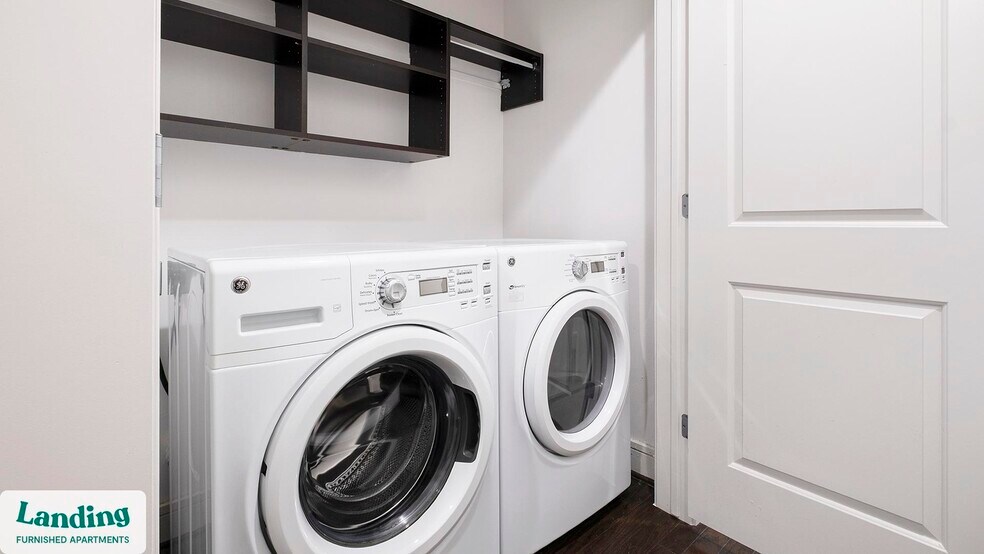 Building Photo - 777 Preston St