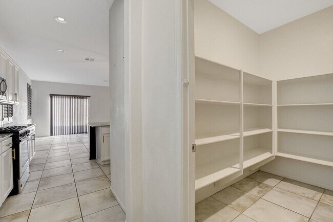 Building Photo - 5128 Granite Basin St