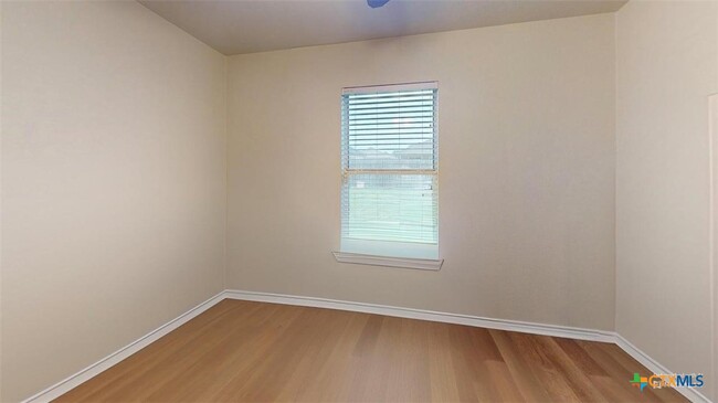 Building Photo - 409 Atlas Ave