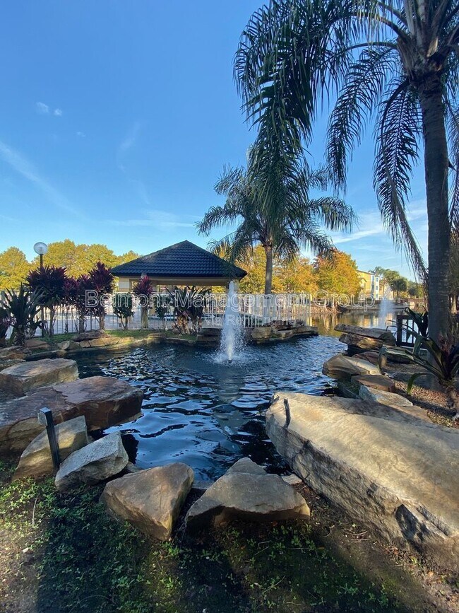 Building Photo - 4630 Commander Dr