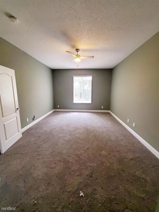 Building Photo - 4 br, 2.5 bath House - 19377 SW 65th St