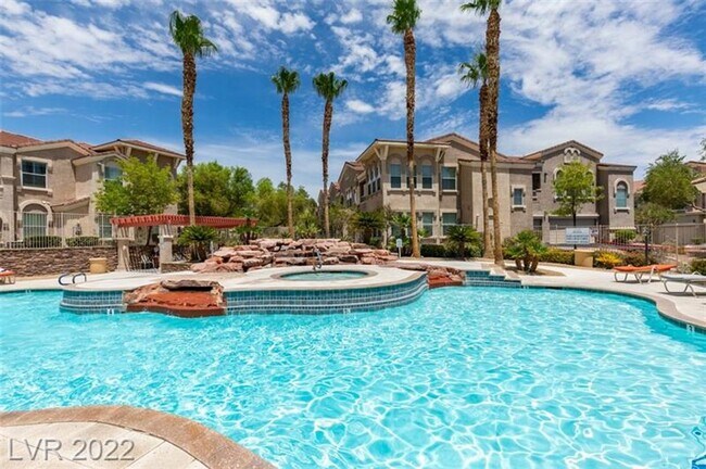 Building Photo - Americana Property Mgmt - Luxury condo 1b - 1b near Summerlin