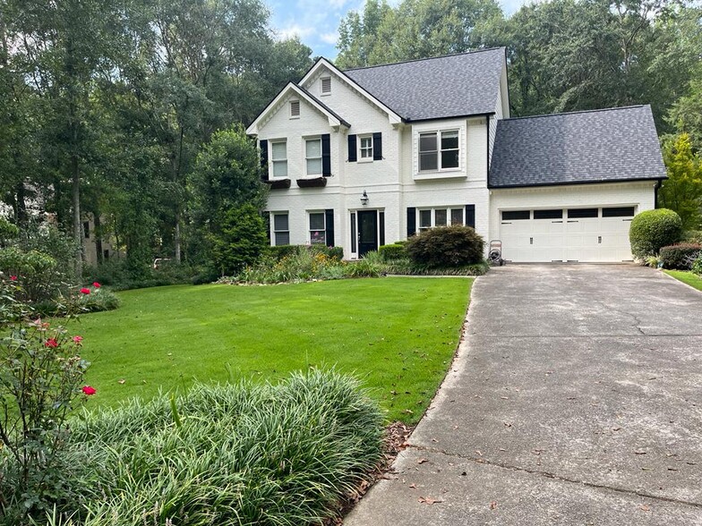 Residence Front - 3337 Briarwood Ct