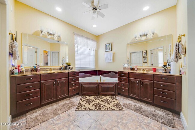 Building Photo - 303 Wood Trail