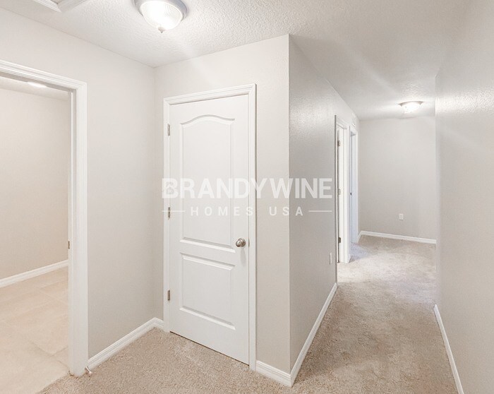 Building Photo - 12026 Suburban Sunrise St