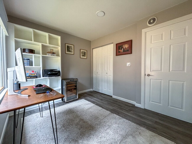 Building Photo - 15010 26th Ave NE