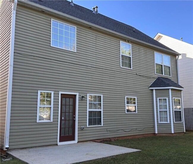 Building Photo - 305 Hulan Way