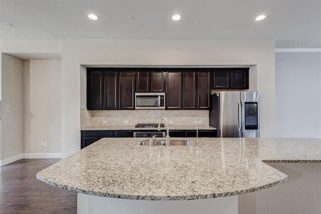 Building Photo - 6435 Las Colinas Blvd