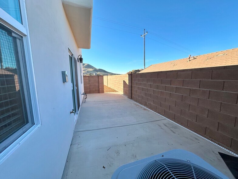 Building Photo - 127 N 2480 W