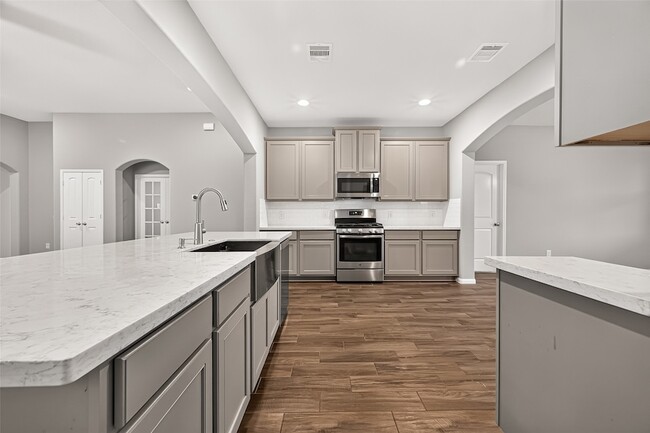 Building Photo - 14122 Sunrise Arbor Ln