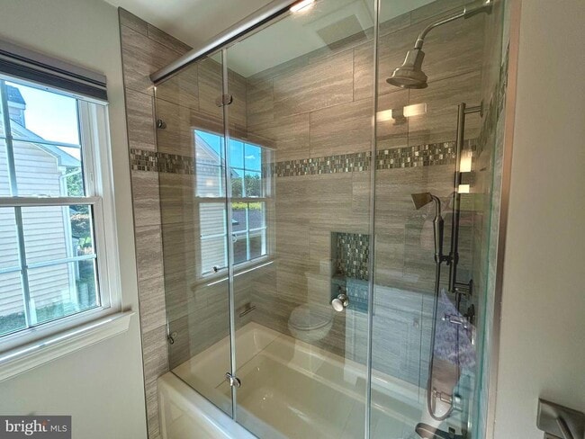 Building Photo - 3879 Charter Club Dr
