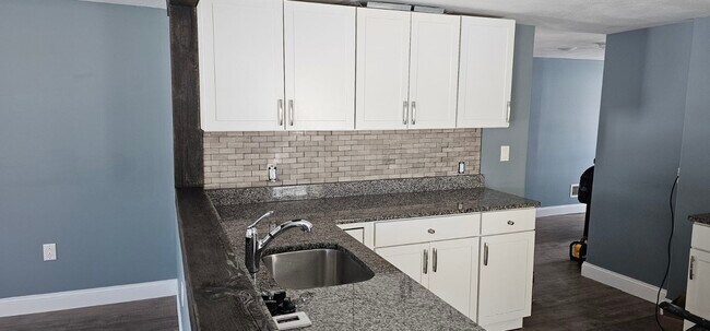 3208#2 Backsplash - 3208 East Ave