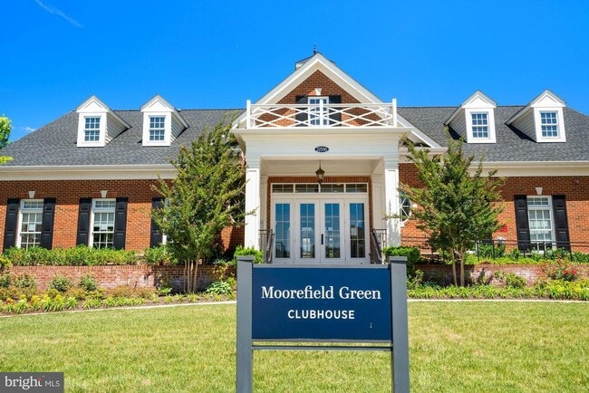 Building Photo - 22595 Willington Square