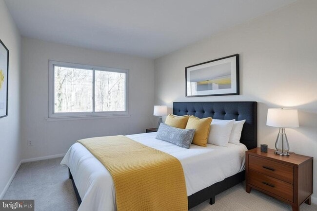 Building Photo - 7900 San Leandro Pl