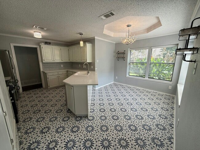 Building Photo - 1309 Oak Harbor Blvd