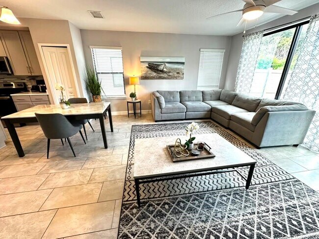 Building Photo - 4710 Terra Esmeralda Dr