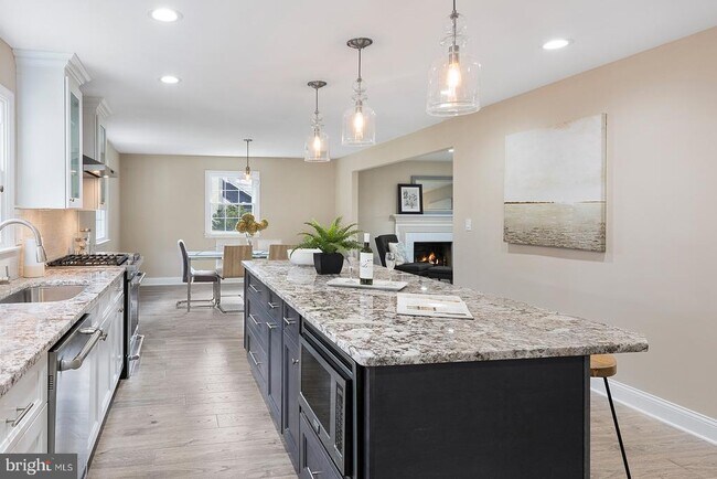 Building Photo - 450 Ridge Run