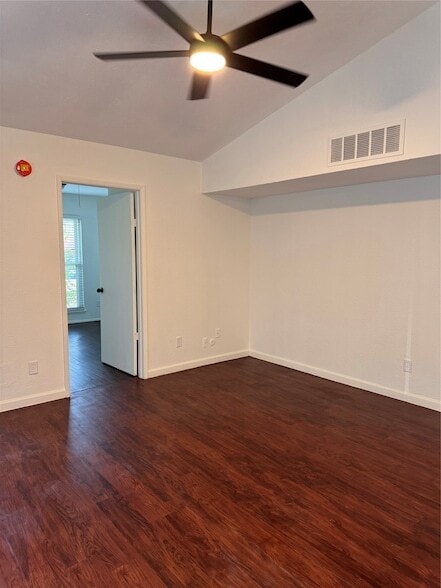 Building Photo - 6010 Dooley Dr