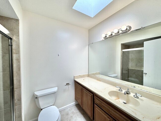 Building Photo - 6664 Reservoir Ln