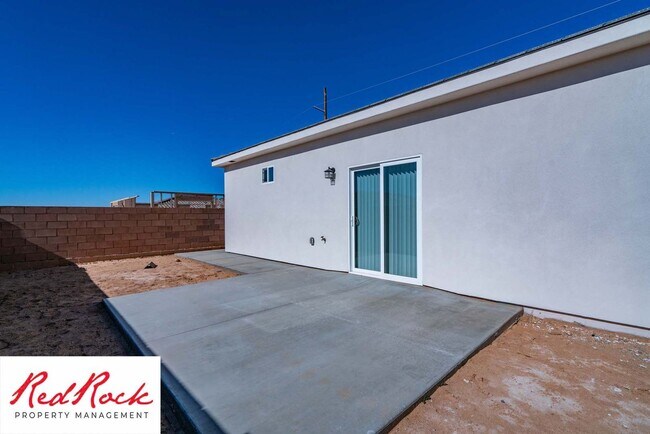 Building Photo - Single Family Home in Hurricane with an attached Casita!