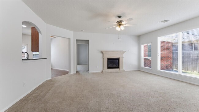 Building Photo - 9954 Knob Hollow Way