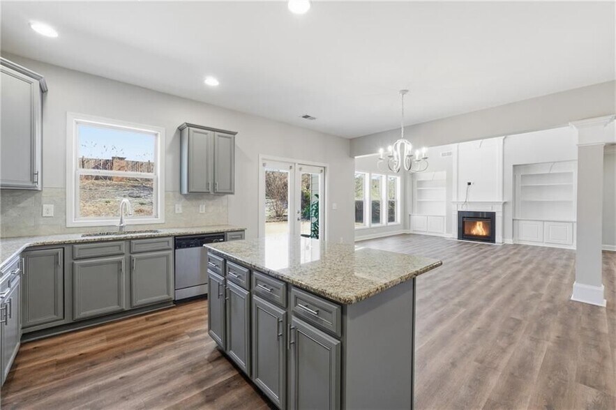 Building Photo - 1440 Waverly Glen Dr