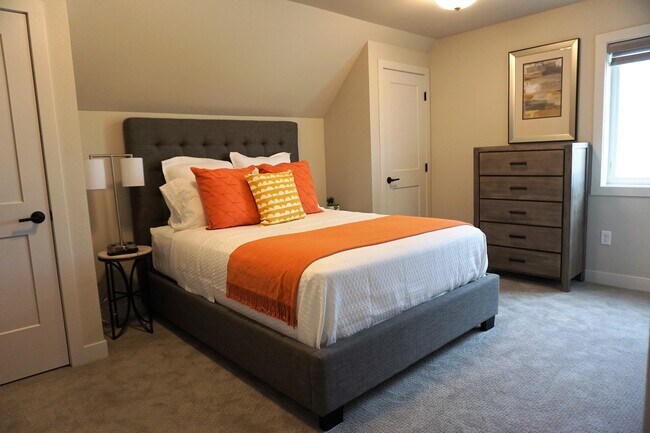 Building Photo - 4154 Arthur Dr