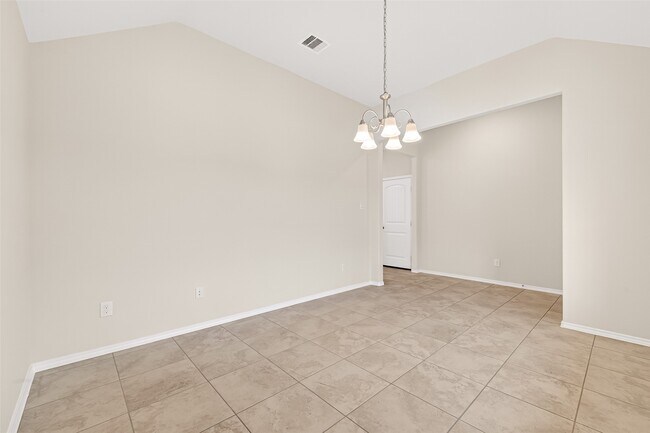 Building Photo - 2754 Little Caney Way