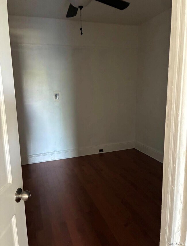 Building Photo - 107 Beadel St