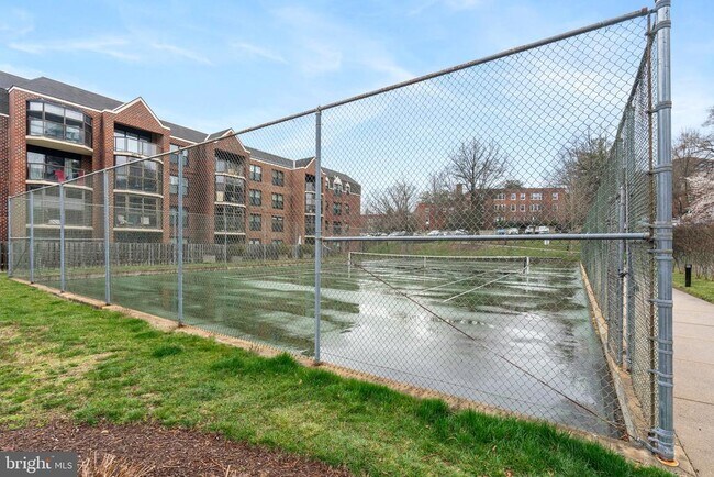 Building Photo - 2100 Langston Blvd.