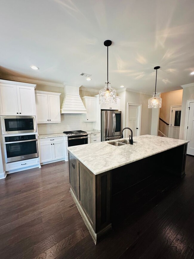 Building Photo - 202 Landings Pointe Ln